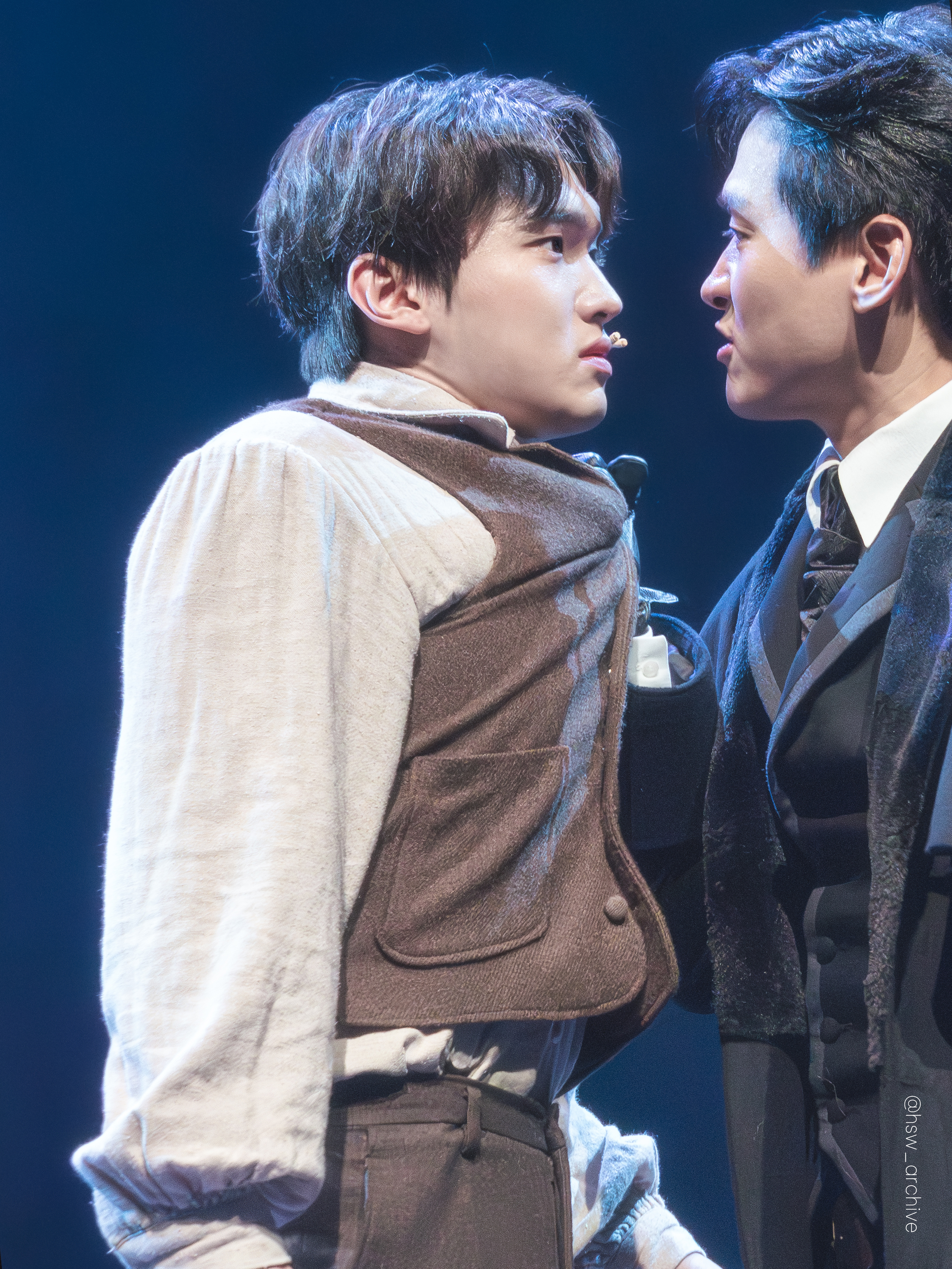 데카브리 아카키 02