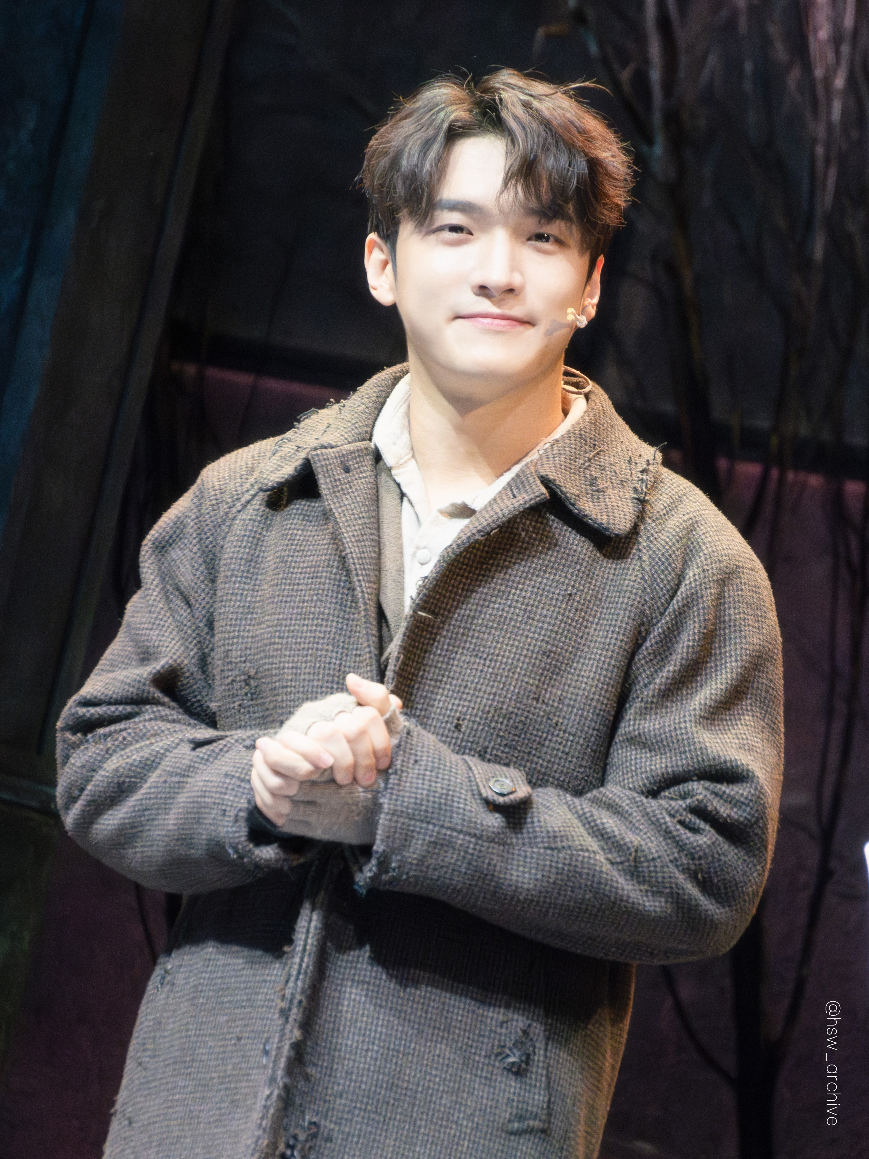 데카브리 아카키 11